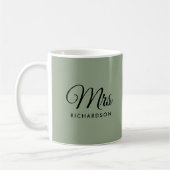 Minimal Sage-Green Heart Mrs. Wedding Jahrestag Kaffeetasse (Links)
