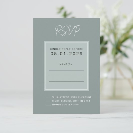 Minimal Sage Wedding RSVP Card (Stehend Vorderseite)