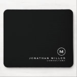 Minimal Schwarz Classic Monogramm Mousepad<br><div class="desc">Minimalistisches Monogramm-Design mit klassischem Monogramm-Medaillon in einem klassischen Schriftart mit personalisiertem Namen und Titel unten auf einem einfachen schwarzen Hintergrund. Personalisieren Sie Ihre individuelle Verwendung.</div>