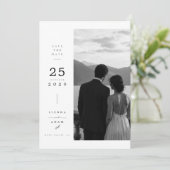 Minimal Schwarz-Weiß Napa Valley Save The Date (Stehend Vorderseite)