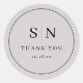 Minimal und Chic | Gray and Black Wedding Initial Runder Aufkleber (Vorderseite)