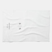 Minimal und Chic | Schwarz-Weiß-Monogramm Geschirrtuch (Horizontal)
