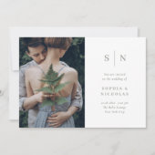 Minimal und Chic | Weiß mit Sage Foto Wedding Einladung (Vorderseite)