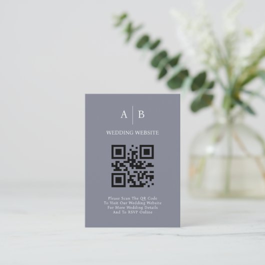 Minimal und schick, Blue Gray QR Code Hochzeit Begleitkarte (Stehend Vorderseite)