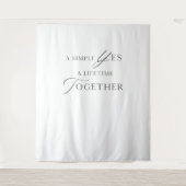 Minimal Wedding Photo Backdrop “A Simple Yes” Wandteppich (Vorderseite)