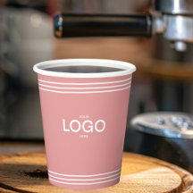 Minimal weiße Streifen Logo auf rosa Farbe