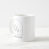 Minimale Arch Black Schrift Initiale M Namensmonog Kaffeetasse (Vorderseite Links)
