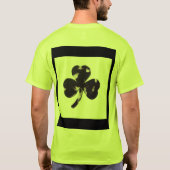 Minimale Black Clover Gestaltung. T-Shirt (Rückseite)