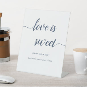 Minimale Calligrafy Script-Liebe ist Sweet Sockelschild