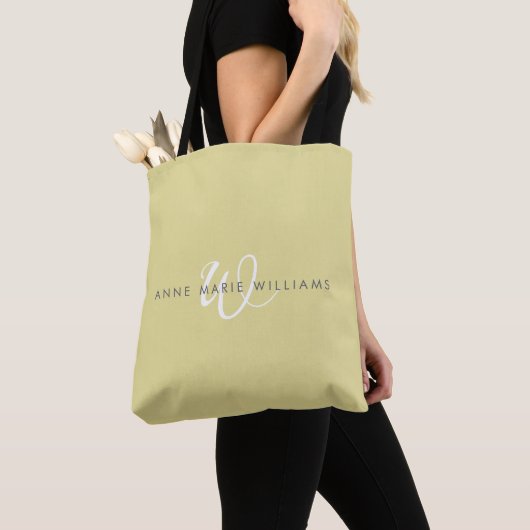 Minimale Chartreuse Weiße Schrift Monogramm Tasche (Von Nahem)