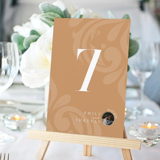 Minimale Damask Ochre Foto Tischnummer Card