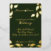 Minimale Elegant Green Gold Blätter Folieneinladung (Vorderseite)