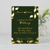 Minimale Elegant Green Gold Blätter Folieneinladung (Stehend vorne)