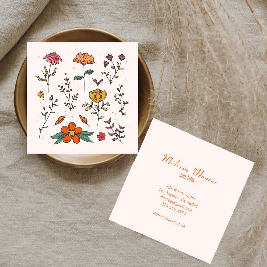 Minimale farbige Blume Weibliche Sauberkeit Quadratische Visitenkarte