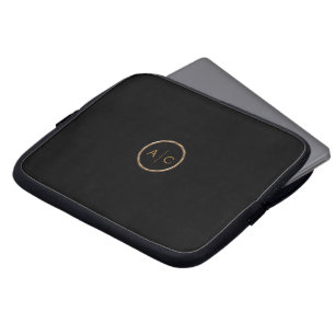 Minimale Gold-Monogramm auf SCHWARZ Laptopschutzhülle