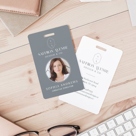 Minimale graue ID für Monogramm-Logo und Foto Ausweis