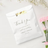 Minimale Hochzeitstüte mit Blatt-Monogramm Geschenktütchen (Versiegelt)