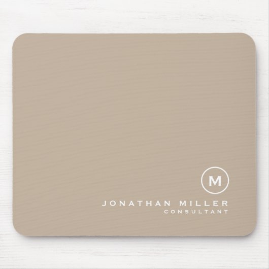 Minimale klassische Beige für Monogramm Mousepad (Vorne)