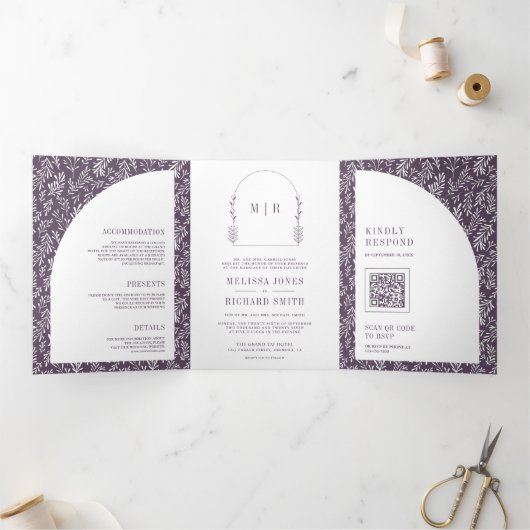 Minimale Linie Art Leaf Arch Lila Hochzeit Dreifach Gefaltete Einladung (Innenseite)