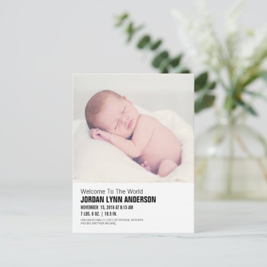 Minimale Mod Baby Foto Geburtsankündigung Postkart Ankündigungspostkarte (Stehend Vorderseite)