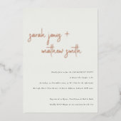 Minimale moderne Schwarz-weiße Script-Verlobung Folieneinladung (Vorderseite)