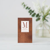 Minimale Monogramm Kastanienbraun Leder Textur Visitenkarte (Stehend Vorderseite)