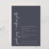 Minimale Navy Blush Black Moderne Script-Verlobung Einladung (Vorne/Hinten)