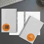 Minimale Orange Dot Initials Graue Ernennung Planer<br><div class="desc">Die minimale Orange Dot Initials Grey Termin Planner Vorlage ist Teil der Grauen Business Card Designs & Marketing Items Collection. Es hat ein schlichtes graues Cover mit den Initialen, dem Namen und dem Jahr, das in einem fett orangefarbenen Punkt in der unteren rechten Ecke der Frontabdeckung gedruckt wurde. Auf der...</div>
