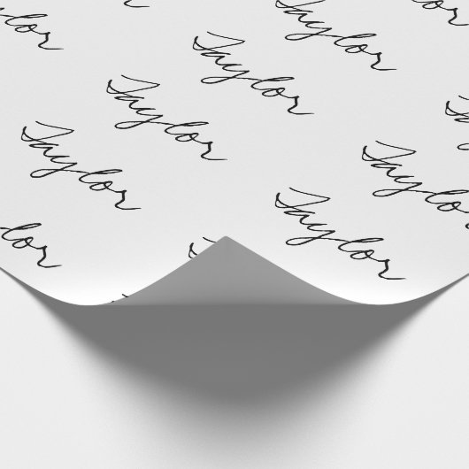 Minimale personalisierte Typografie Schwarz-weiß Geschenkpapier (Ecke)