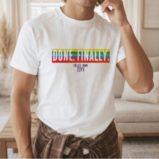 Minimale Regenbogenstreifen DONE. FINALLY. Abschlu T-Shirt