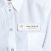 Minimale Sauberkeit des Logos, einfacher weißer Ti Namenschild