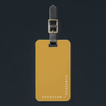 Minimale Schreibmaschinentypografie-Ecke Namen Mus Gepäckanhänger<br><div class="desc">Personalisierter Gepäckanhänger mit Ihren Namen in einem minimalistischen Retro-Schriftart Schreibmaschine in Weiß in der Ecke auf einem senfgelben Hintergrund.</div>