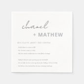 Minimale Schwarz-Weiß-Script-Typografie Spaß-Fakte Serviette (Vorderseite)