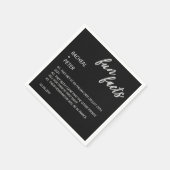 Minimale Schwarz-Weiß-Typografie-Fun-Fakten Hochze Serviette (Ecke)