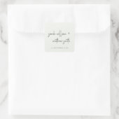 Minimale Schwarz-weiße Script Typografy Wedding Quadratischer Aufkleber (Tasche)