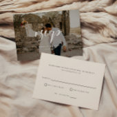 Minimale Skript-Foto-Overlay-Hochzeit RSVP Karte