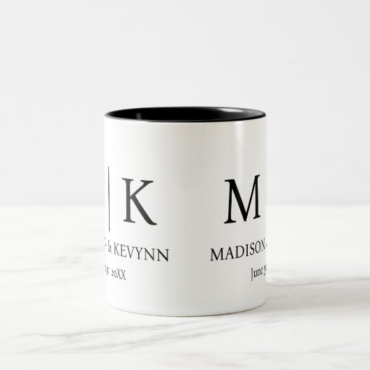 Minimale und elegante Schwarz-Weiß-Monogramm-Hochz Zweifarbige Tasse (Mittel)