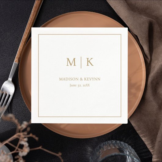 Minimale und elegante White and Gold Monogram Wedd Serviette
