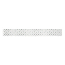 Minimale Weihnachtsmuster, Kiefer, Beeren Satinband