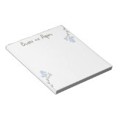Minimaler ästhetischer Notepad mit blauen Blumen Notizblock (angewinkelt)