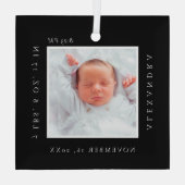 Minimaler Babyname Geburtsstats Foto Black Keepake Ornament Aus Glas (Rückseite)