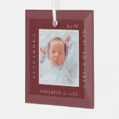 Minimaler Babyname und Geburtsstat Foto Red Keepak Ornament Aus Glas (Vorderseite links)