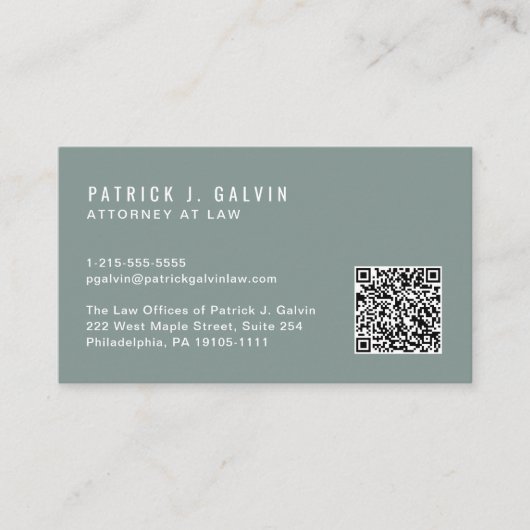 Minimaler Beruflicher QR-Code-Sage grün Visitenkarte (Vorderseite)