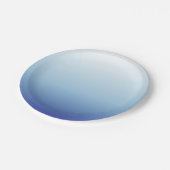 Minimaler Blauverlauf-Hintergrund Pappteller (Schrägansicht)