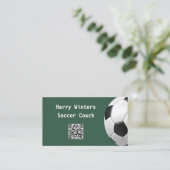 Minimaler Fußball Ball Green QR Code Fußball Coach Visitenkarte (Stehend Vorderseite)