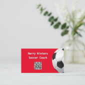 Minimaler Fußball-Ball Red QR Code Football Coach Visitenkarte (Stehend Vorderseite)