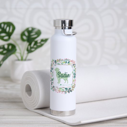 Minimaler Mint Labrador | Benutzerdefinierter Name Trinkflasche (Yoga (gedreht))