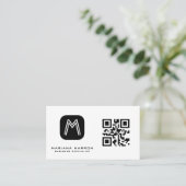 Minimaler Monogram Custom QR Code Basic Visitenkarte (Stehend Vorderseite)