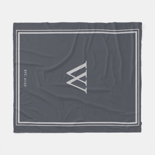 Minimaler Monogramm-Ankergrau| Silber Fleecedecke (Vorderseite (Horizontal))