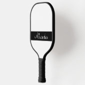 Minimaler Monogramm Name weiß und schwarz Pickleball Schläger (Links)